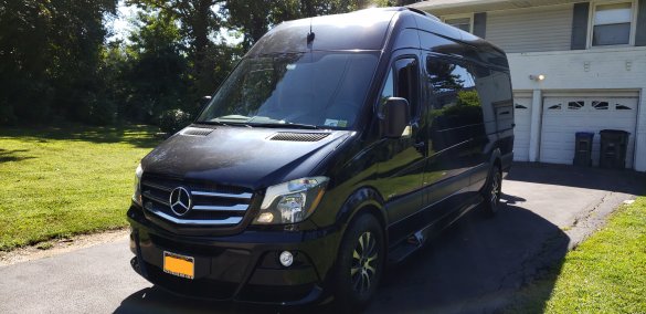 2016 Mercedes-Benz 2500 High Top 170" Antique for Sale in White Plains, NY - Photo 3