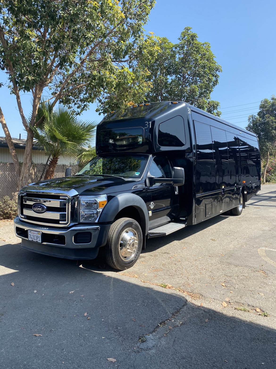 Shuttle Bus for sale: 2016 Ford F550 by Executive