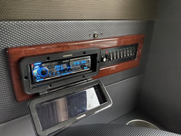 2011 Ford E-450 Limo Bus for Sale in New Orleans, LA - Photo 2