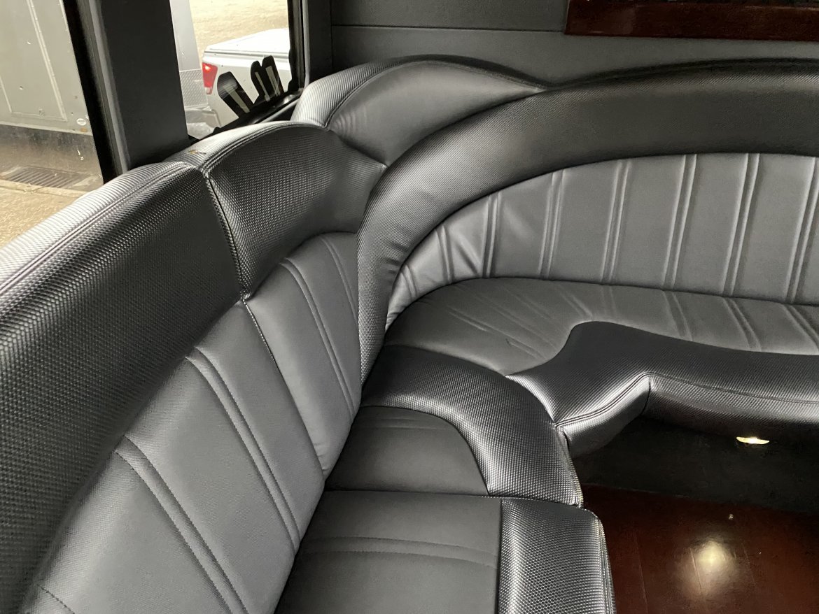 Limo Bus for Sale in New Orleans, LA - Photo 9