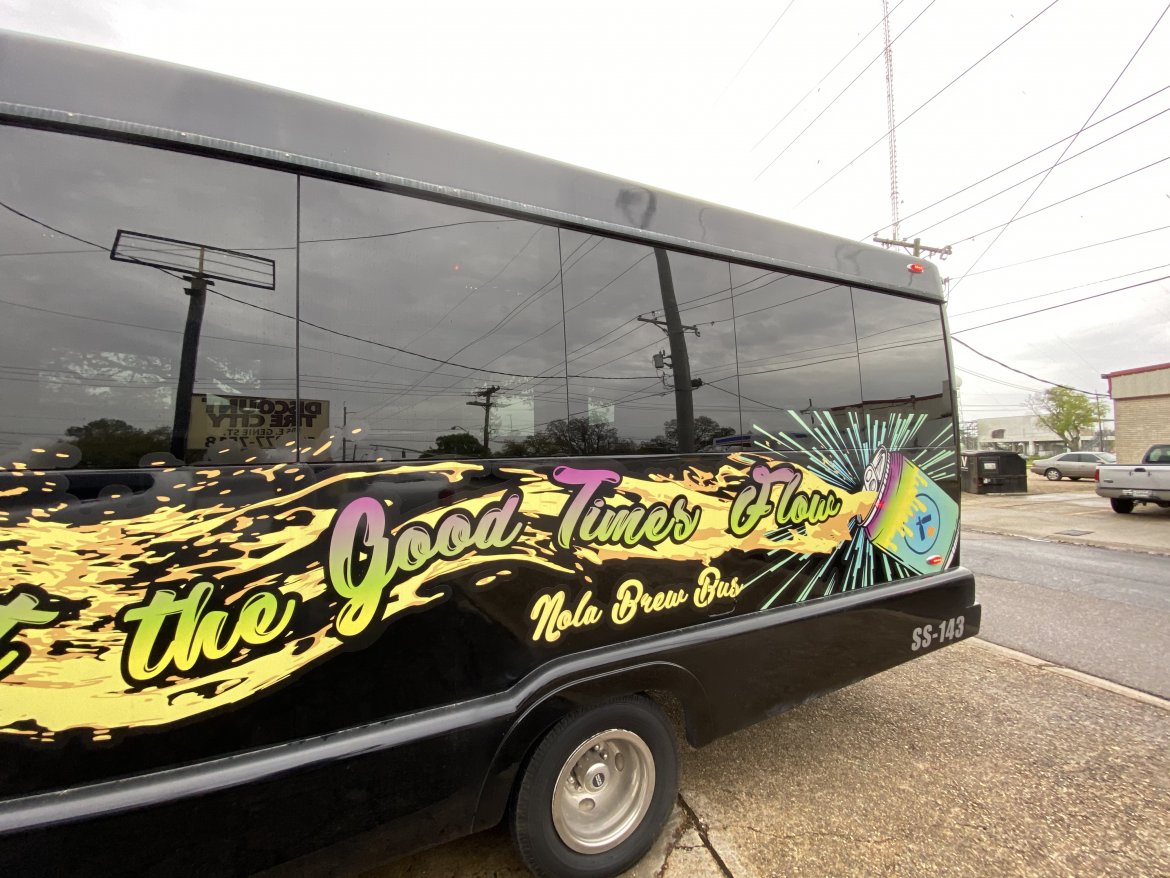 Limo Bus for Sale in New Orleans, LA - Photo 10