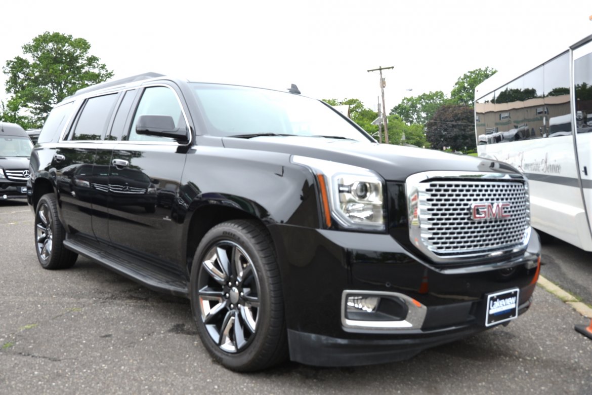 Photo of CEO SUV Mobile Office for sale: 2016 GMC Denali 20&quot; by Quality Coach