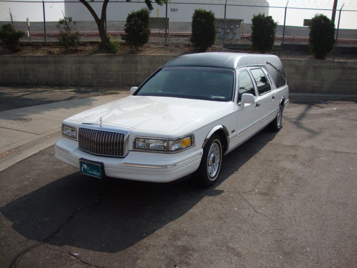 Funeral for Sale in Carson, CA - Photo 4