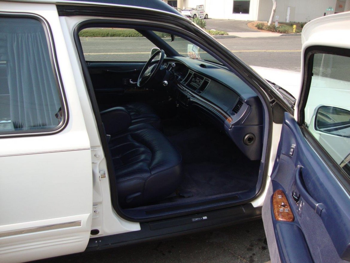Funeral for Sale in Carson, CA - Photo 13