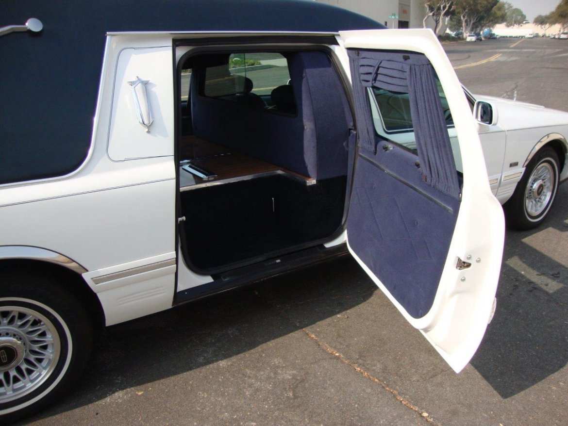 Funeral for Sale in Carson, CA - Photo 12