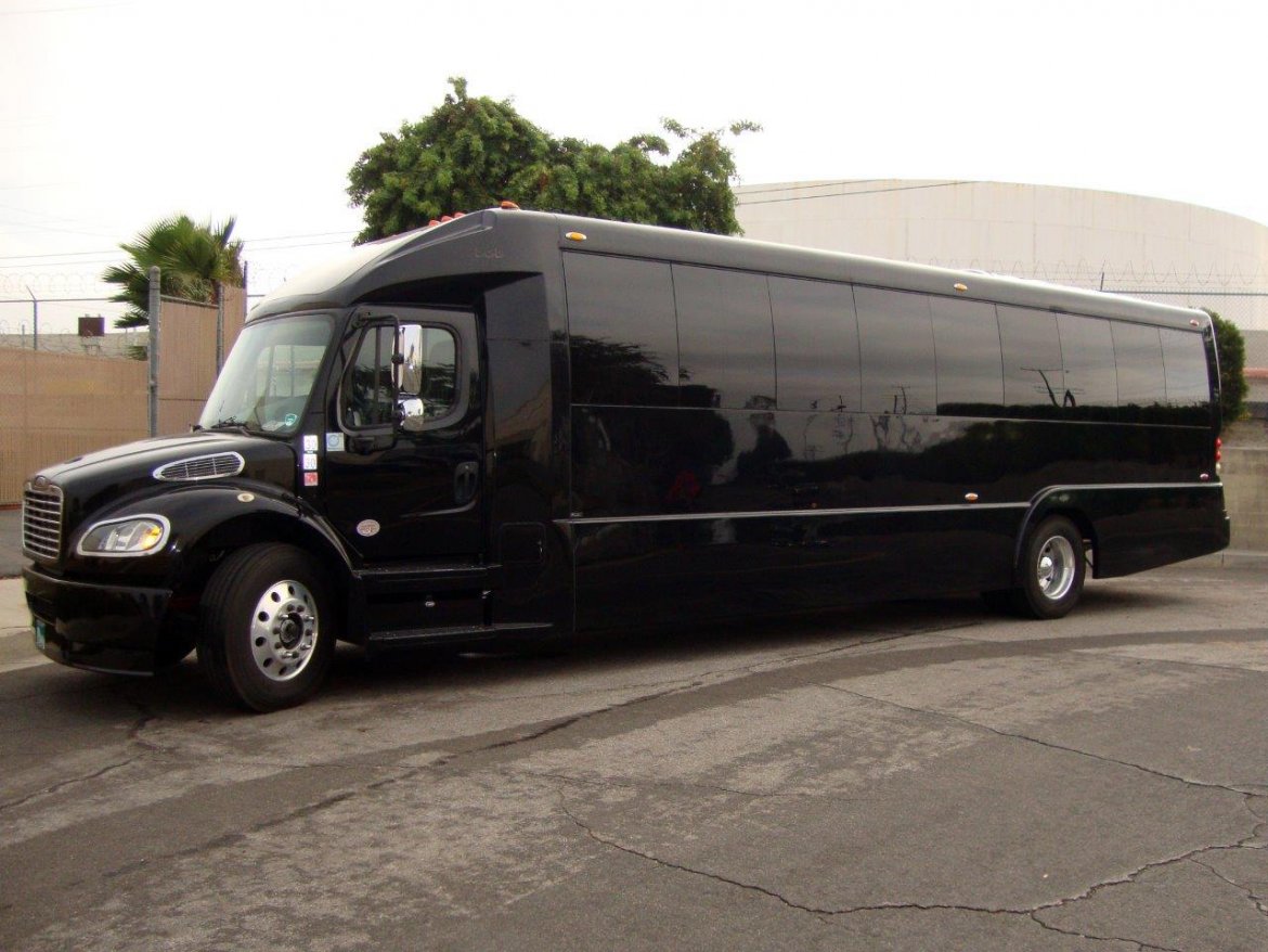 Executive Shuttle for Sale in Carson, CA - Photo 5