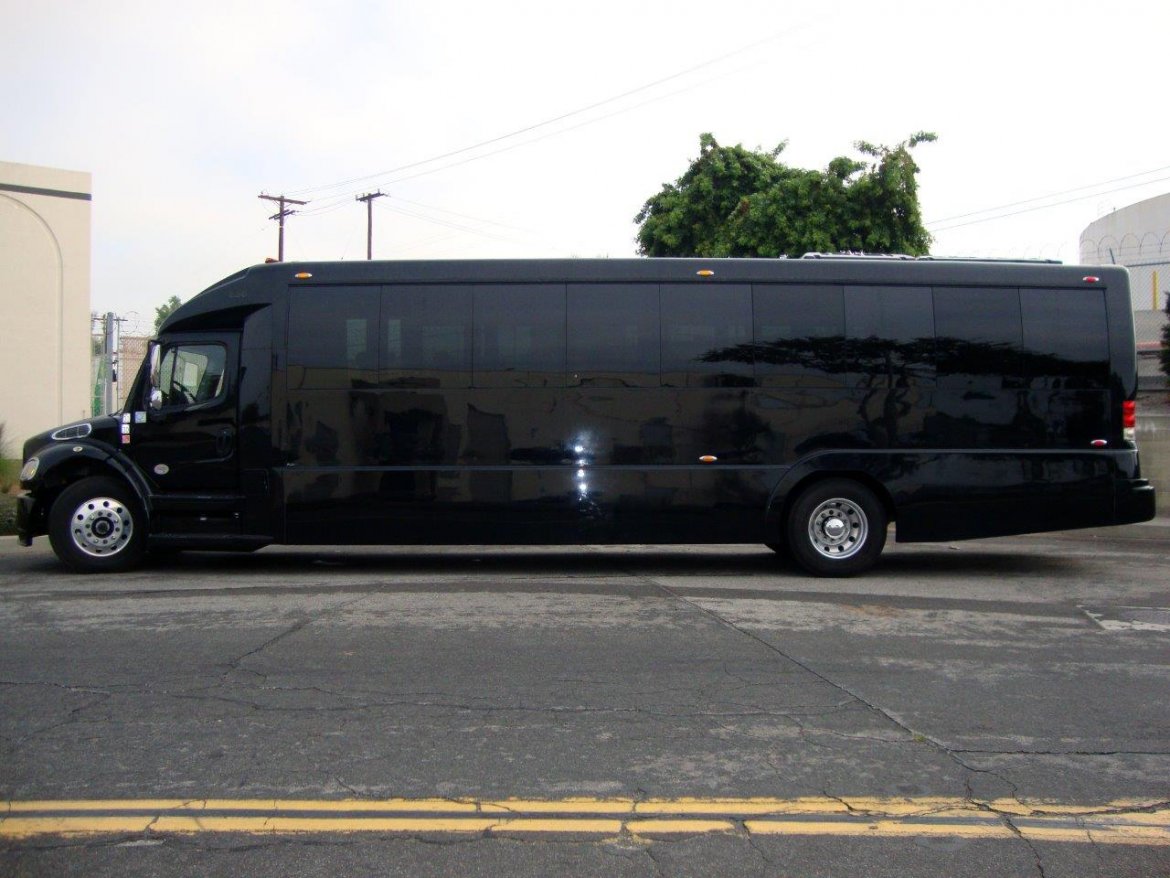 Executive Shuttle for Sale in Carson, CA - Photo 6