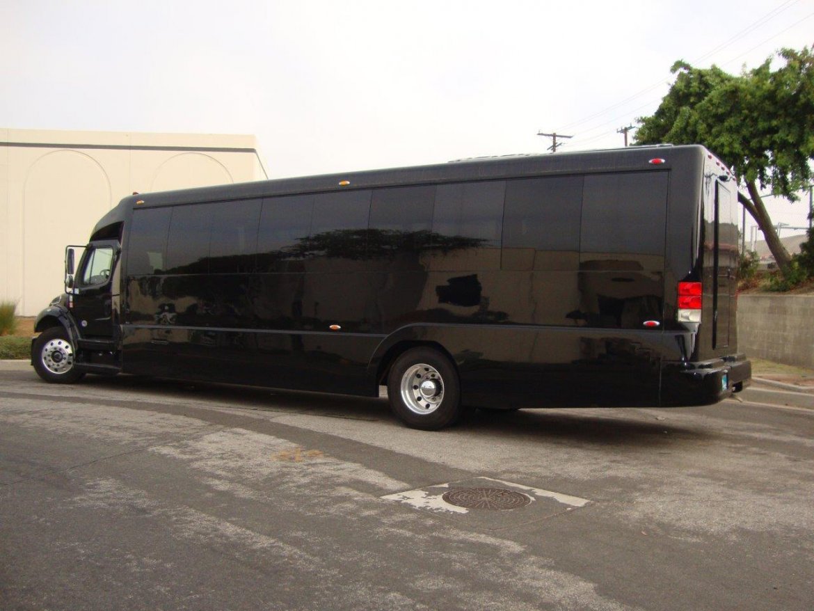 Executive Shuttle for Sale in Carson, CA - Photo 7