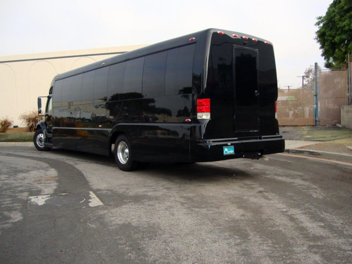Executive Shuttle for Sale in Carson, CA - Photo 8