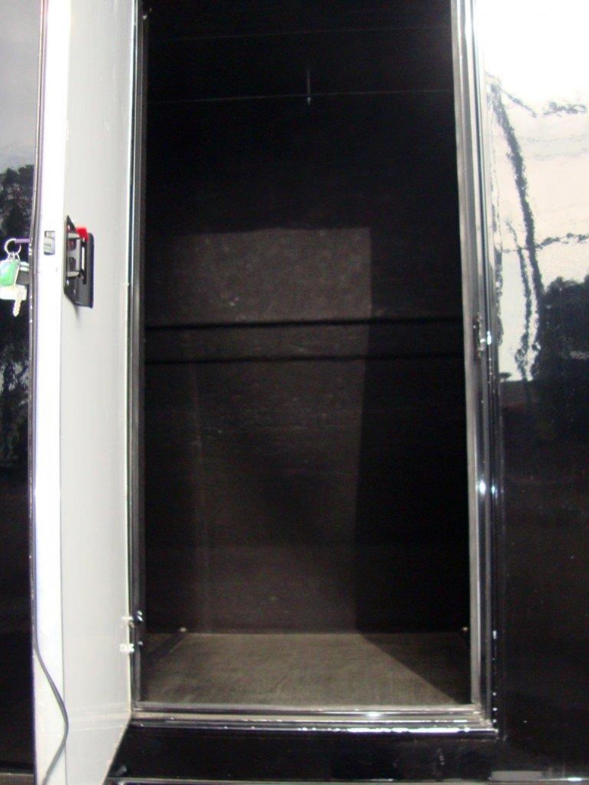 Executive Shuttle for Sale in Carson, CA - Photo 17