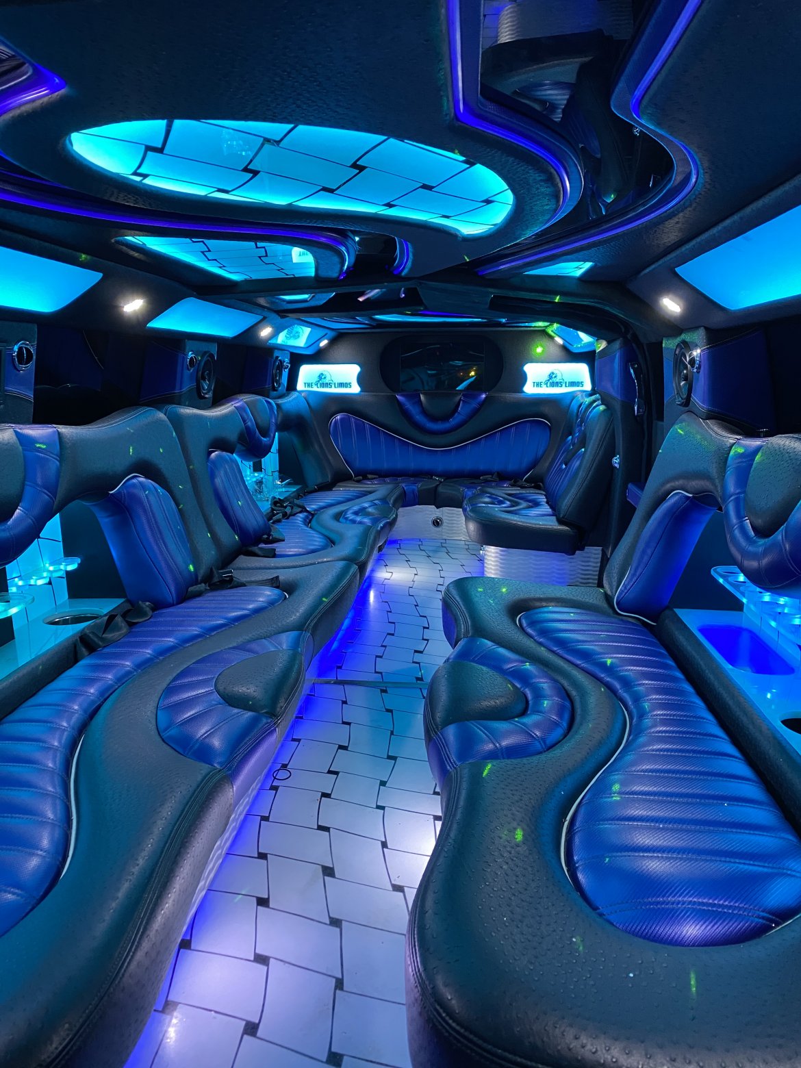 Limousine for Sale in North Hollywood, CA - Photo 6