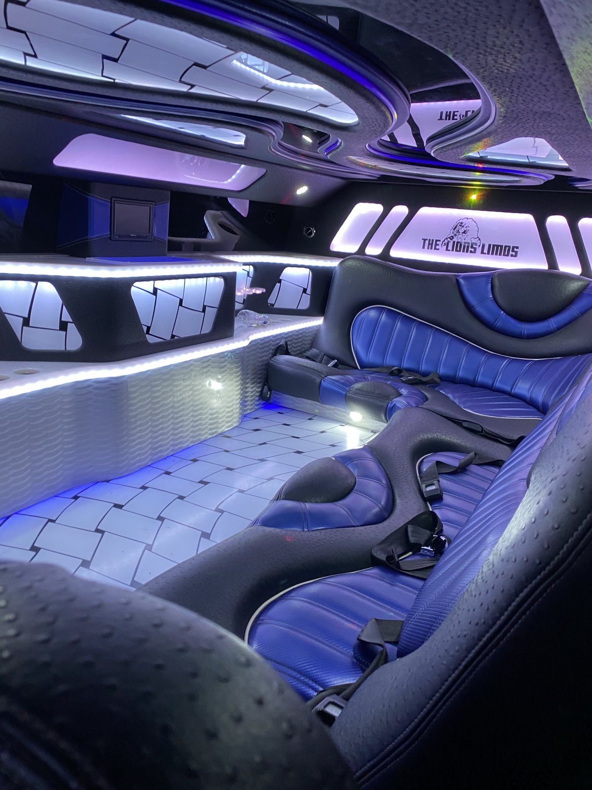 Limousine for Sale in North Hollywood, CA - Photo 7