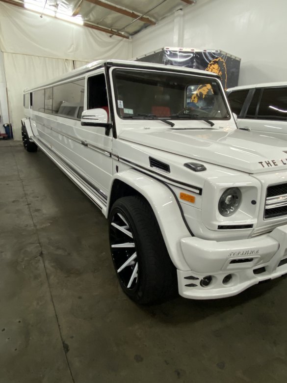 2003 Mercedes-Benz G-Wagon Limousine for Sale in North Hollywood, CA - Photo 2
