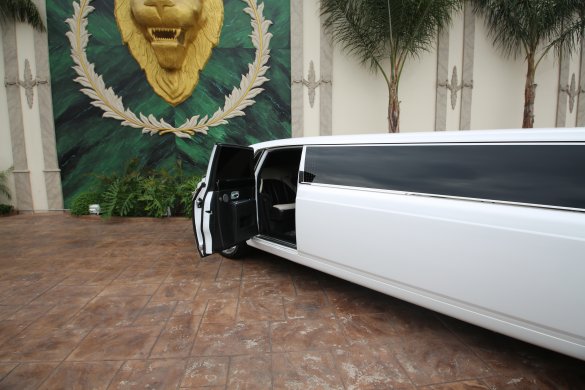 2004 Rolls-Royce Phantom Limousine for Sale in North Hollywood, CA - Photo 3
