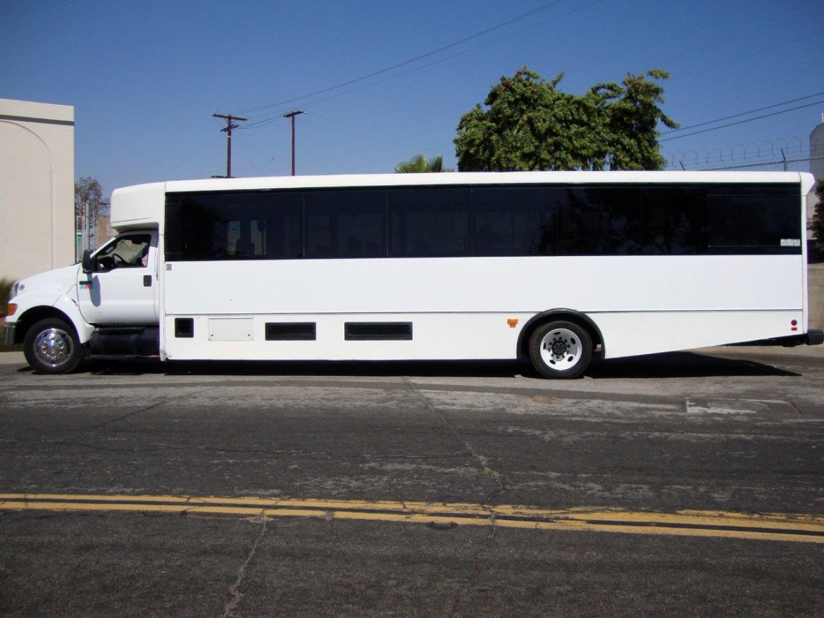 Shuttle Bus for Sale in Carson, CA - Photo 6