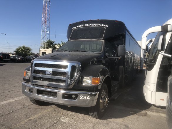 2011 Ford Ford Mini Bus Shuttle Bus for Sale in Las Vegas, NV - Photo 2