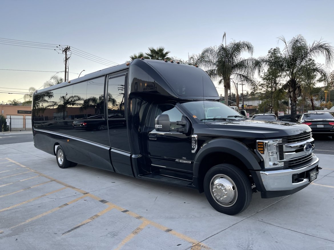 Shuttle Bus for sale: 2018 Ford F-550 Diesel 33&quot; by Grech GM33