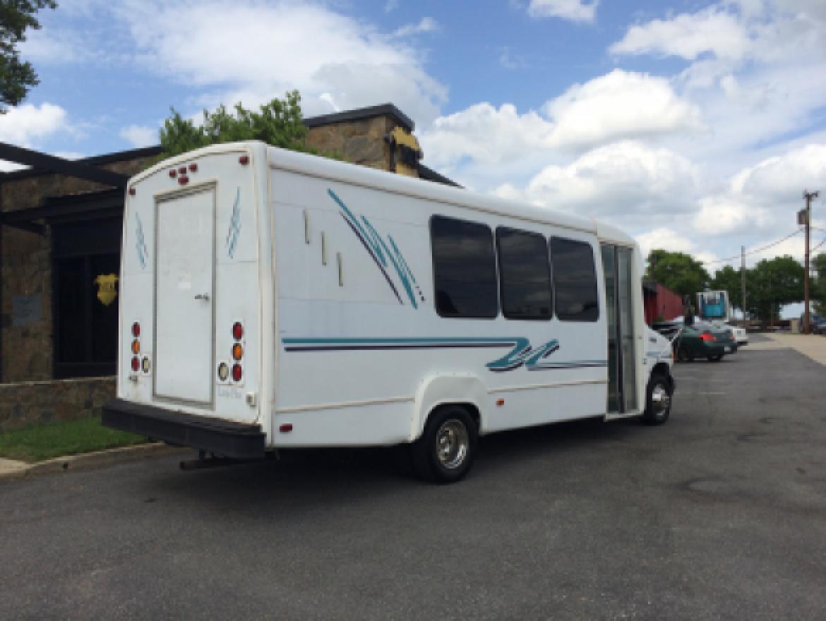 Photo of Limo Bus for sale: 1999 Ford E450