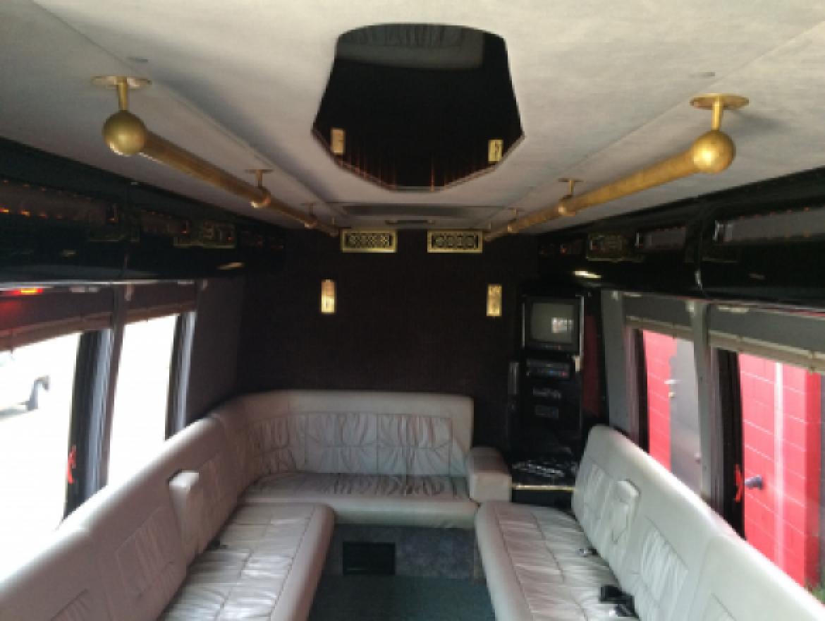 Photo of Limo Bus for sale: 1999 Ford E450