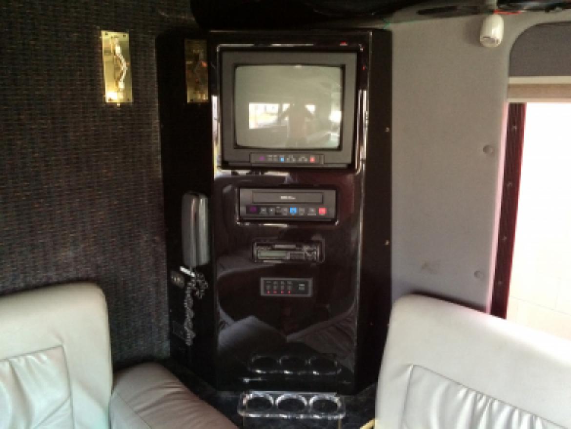 Photo of Limo Bus for sale: 1999 Ford E450
