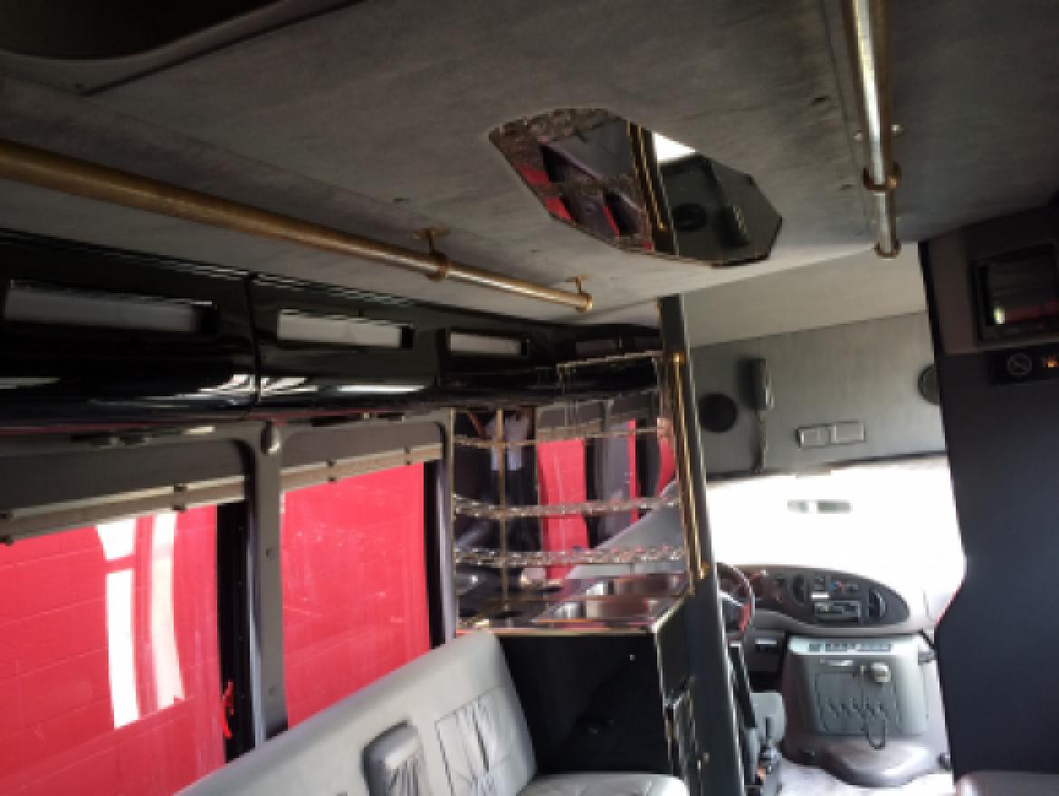Photo of Limo Bus for sale: 1999 Ford E450
