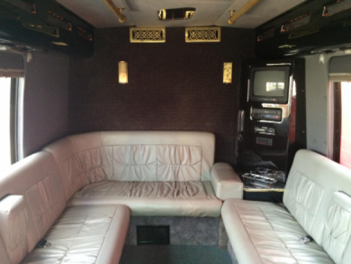 Photo of Limo Bus for sale: 1999 Ford E450