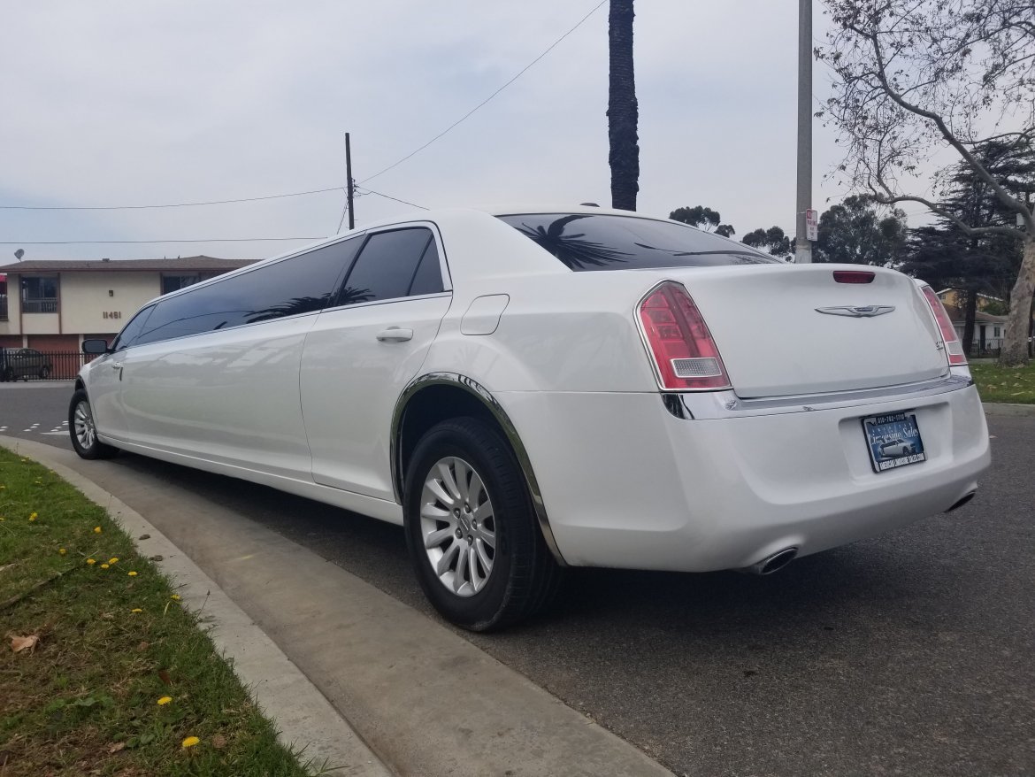 Limousine for Sale in los angeles, CA - Photo 4