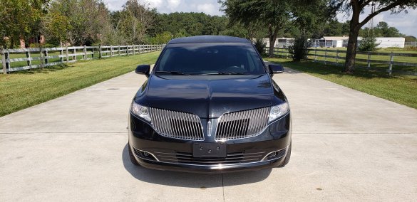 2013 Lincoln MKT Limousine for Sale in Houston, TX - Photo 2