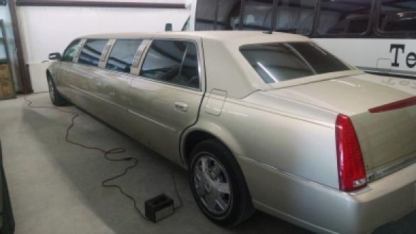 2008 Cadillac DTS Limousine for Sale in Fredericksburg, TX - Photo 3