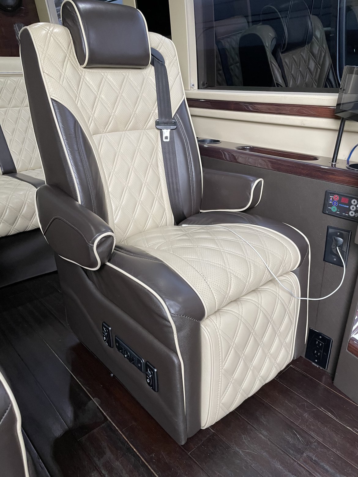 Sprinter for Sale in Los Angeles, CA - Photo 8