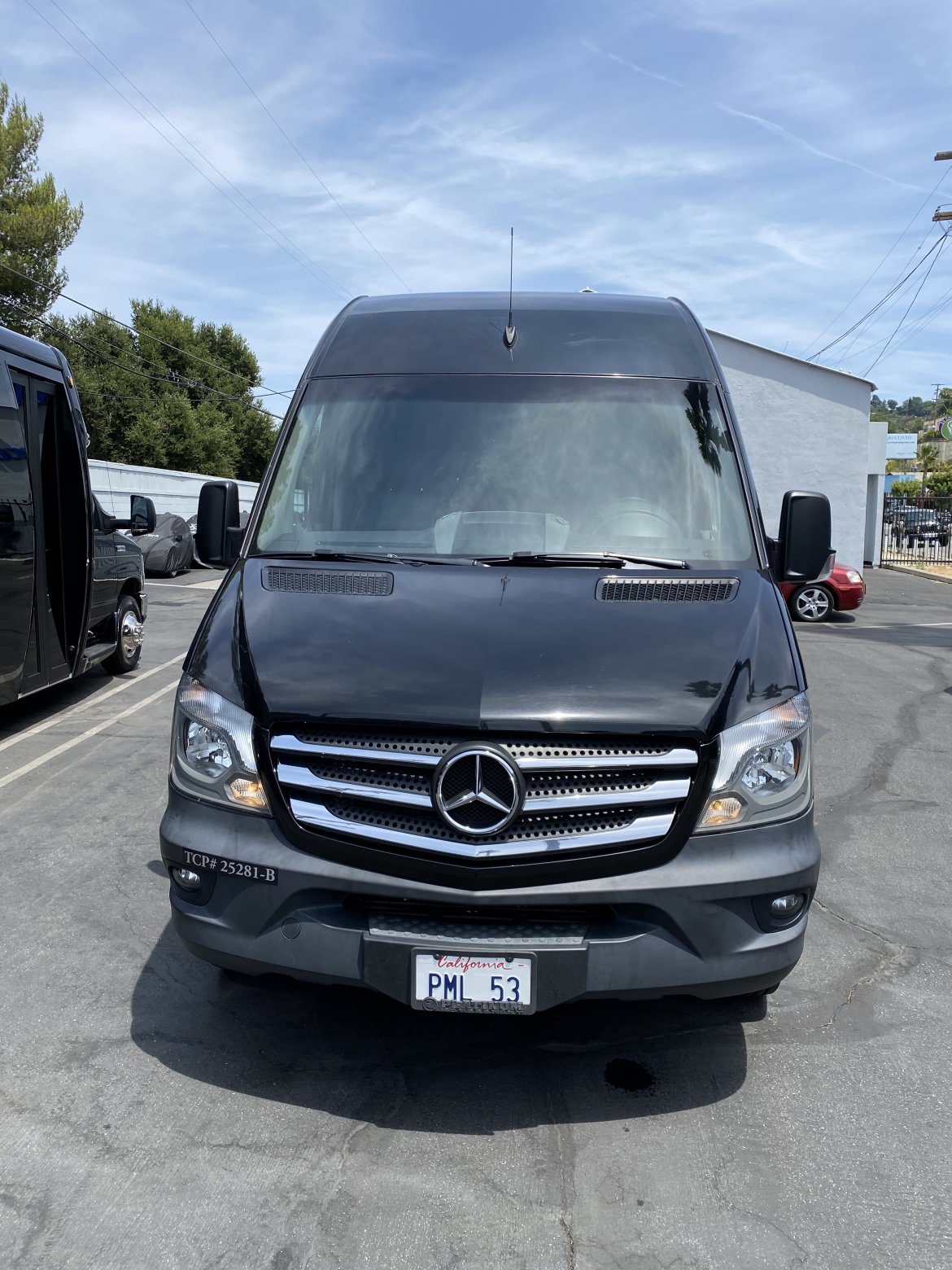 Executive Shuttle for Sale in Los Angeles, CA - Photo 2