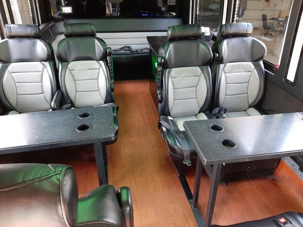 Limo Bus for Sale in Des Moines, IA - Photo 16