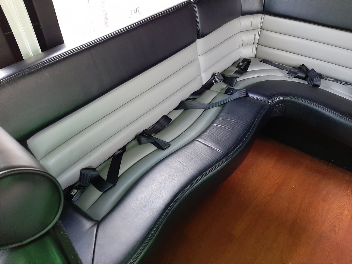 Limo Bus for Sale in Des Moines, IA - Photo 17