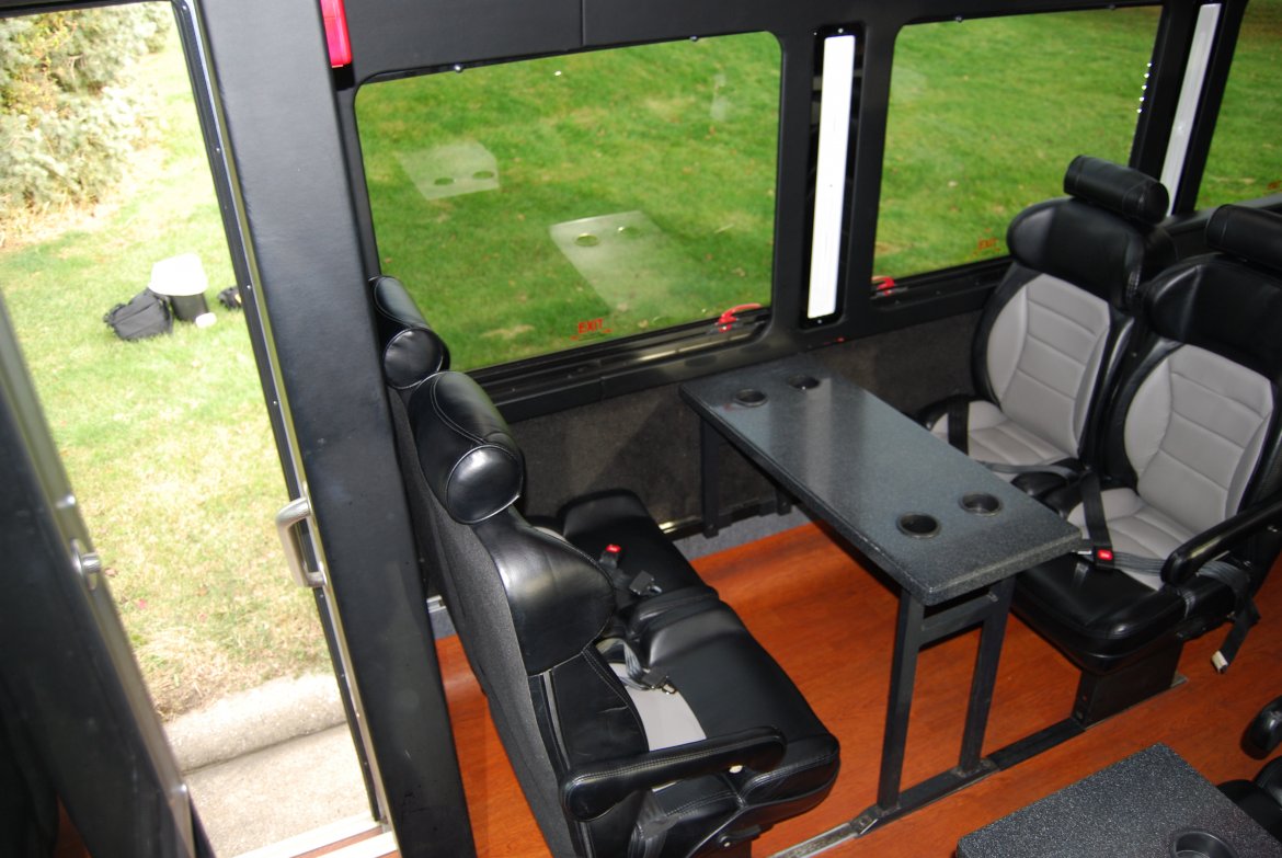 Limo Bus for Sale in Des Moines, IA - Photo 21