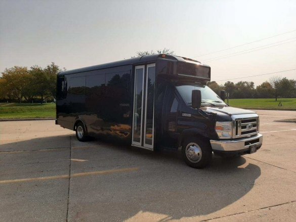 2014 Ford E450 Limo Bus for Sale in Des Moines, IA - Photo 3
