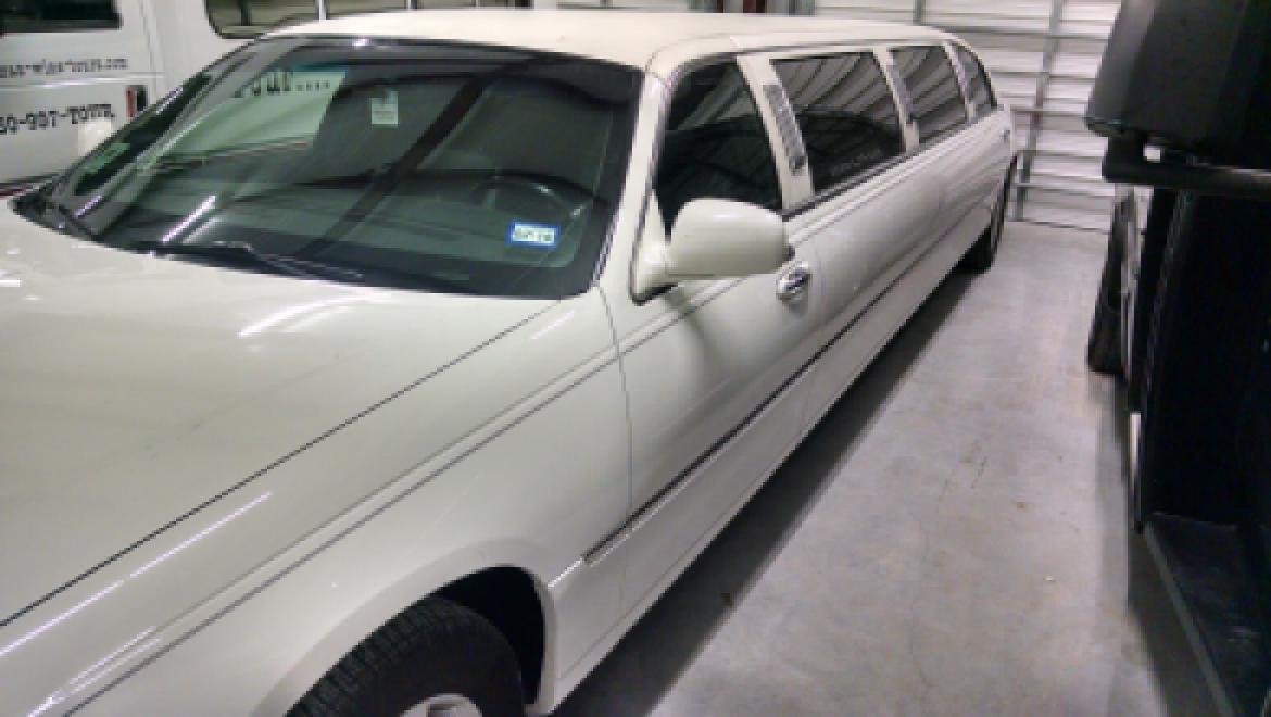 Limousine for sale: 2006 Lincoln  Town Car 130&quot; by DaBryan