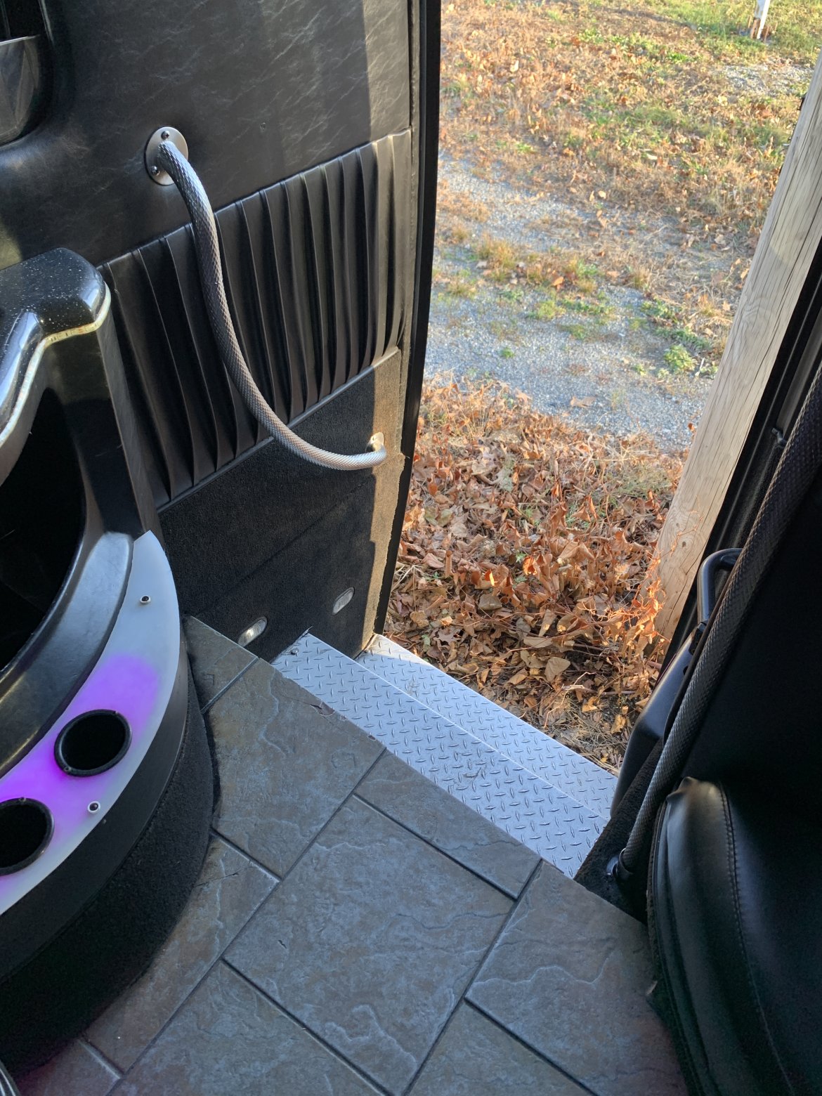 Limo Bus for Sale in North Attleboro, MA - Photo 14