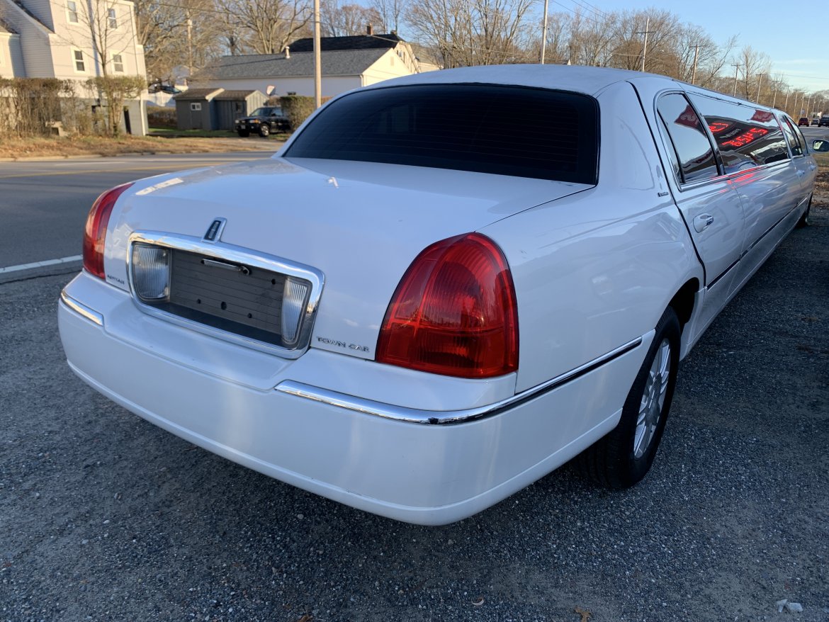 Limousine for Sale in North Attleboro, MA - Photo 7