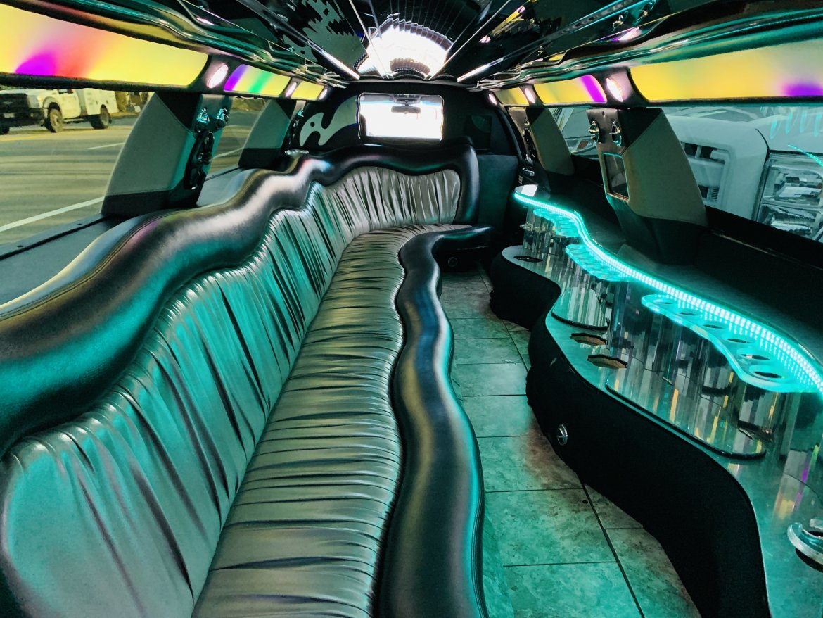Limousine for Sale in North Attleboro, MA - Photo 18