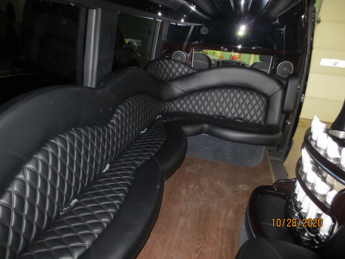 Limo Bus for Sale in Dunmore, PA - Photo 8