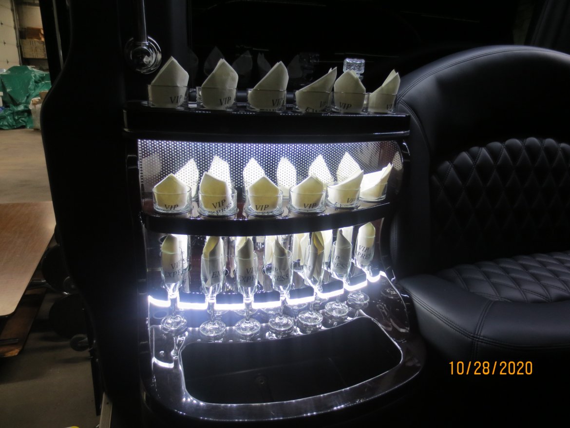 Limo Bus for Sale in Dunmore, PA - Photo 11