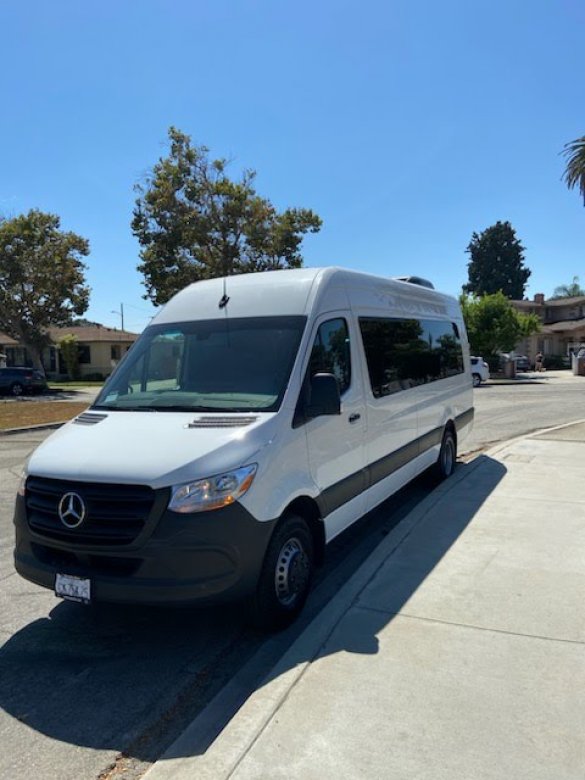 2022 Mercedes-Benz Sprinter 3500 Limousine Party bus