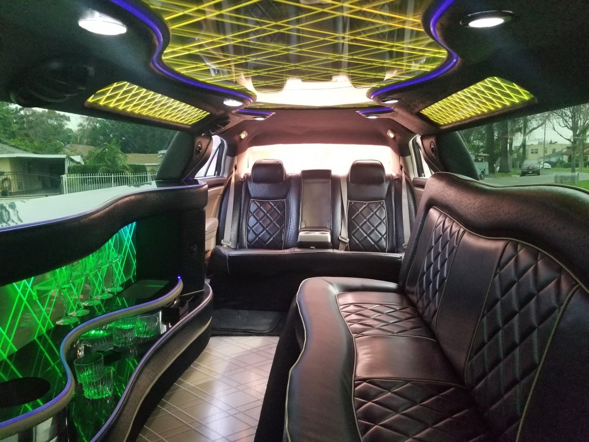 Limousine for Sale in Los Angeles, CA - Photo 11