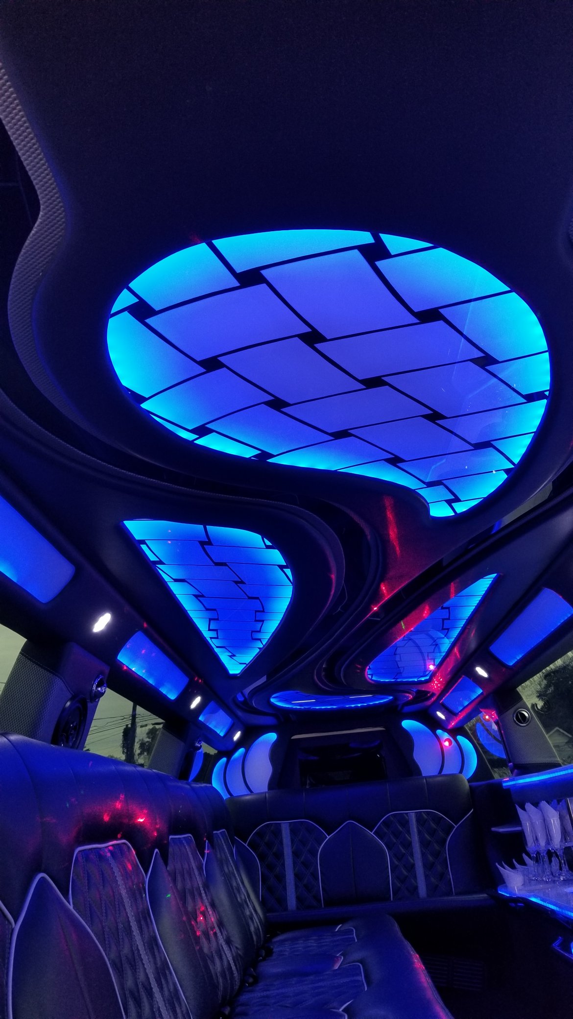 Limousine for Sale in Avenel, NJ - Photo 10