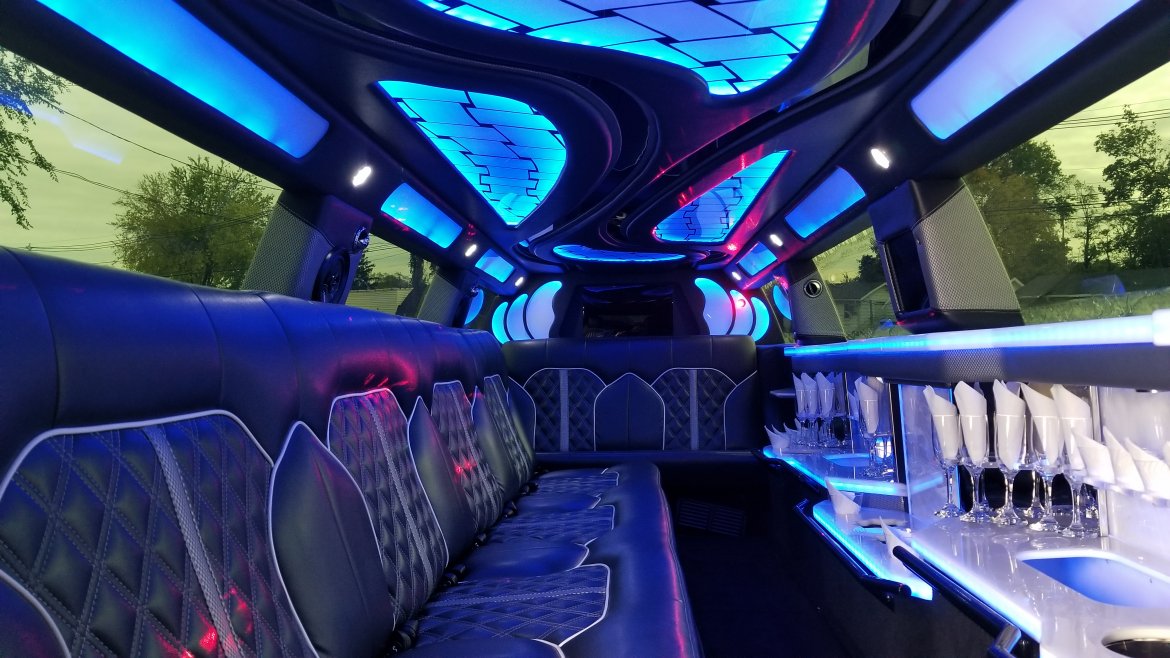 Limousine for Sale in Avenel, NJ - Photo 13