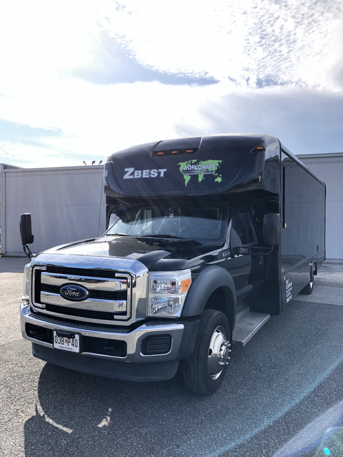 Executive Shuttle for sale: 2015 Ford F-550 by Starcraft