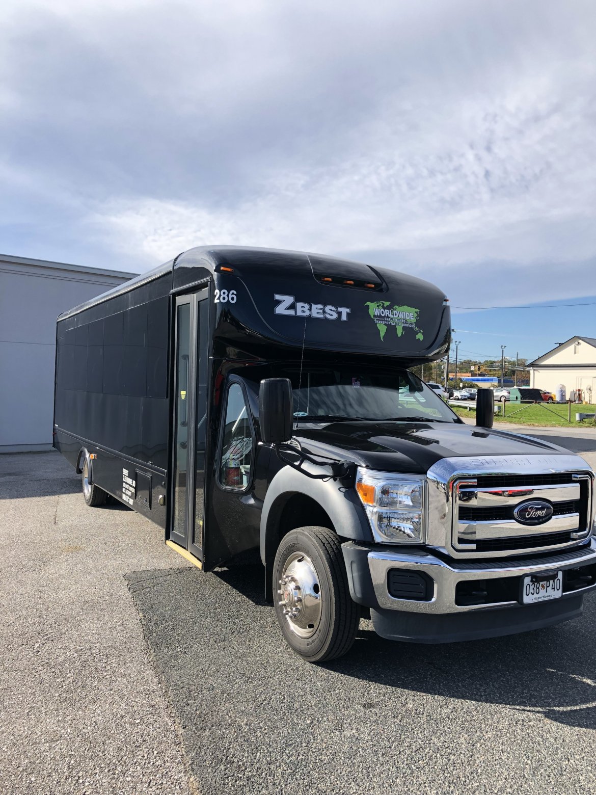 Executive Shuttle for sale: 2015 Ford F-550 by Starcraft