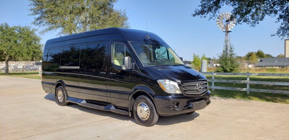 2018 Mercedes-Benz Sprinter 3500 170" EXT Sprinter for Sale in Houston, TX - Main Photo