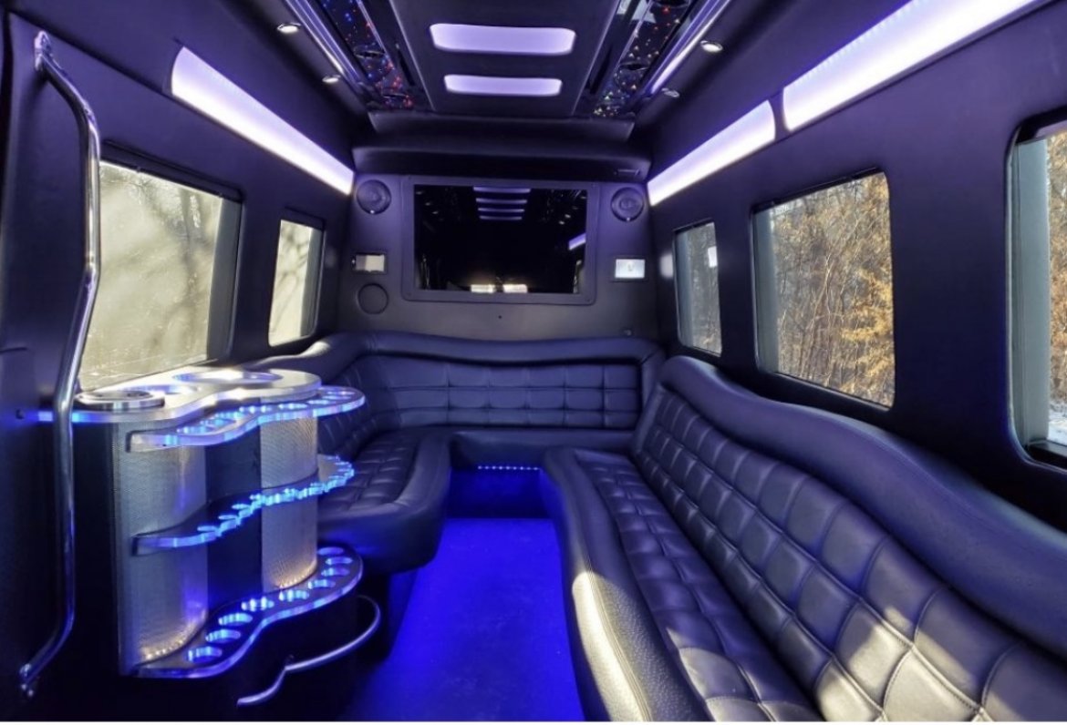 Sprinter for Sale in North Attleboro, MA - Photo 9