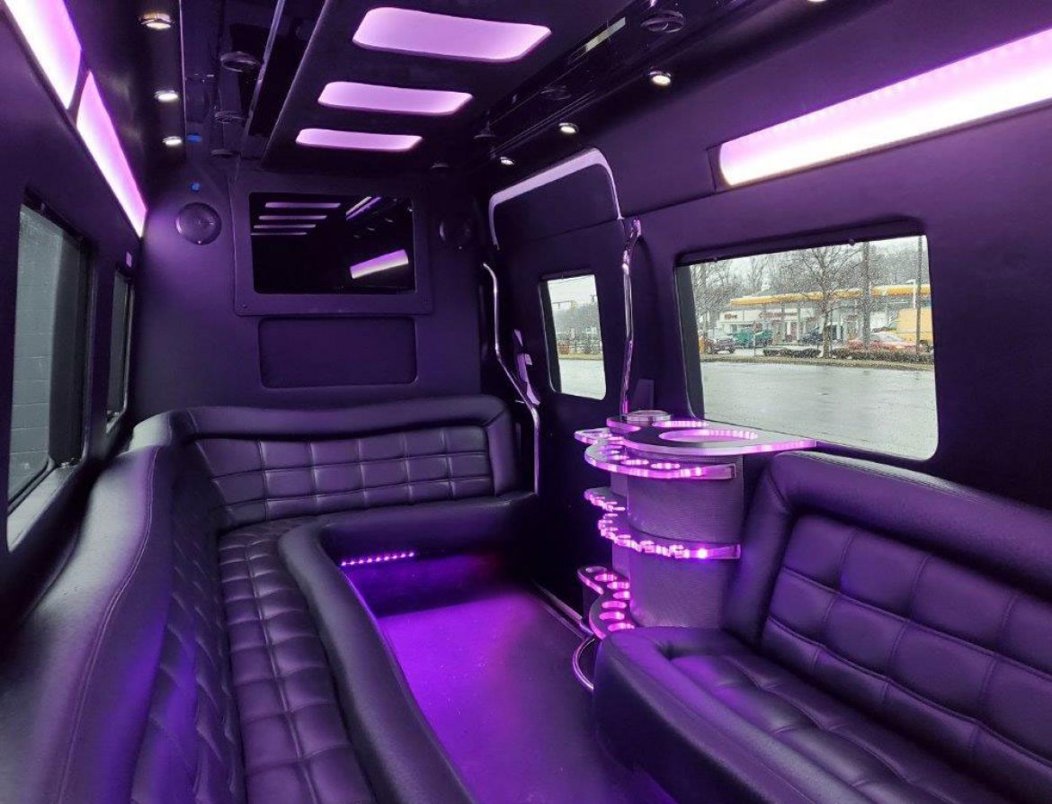 Sprinter for Sale in North Attleboro, MA - Photo 10